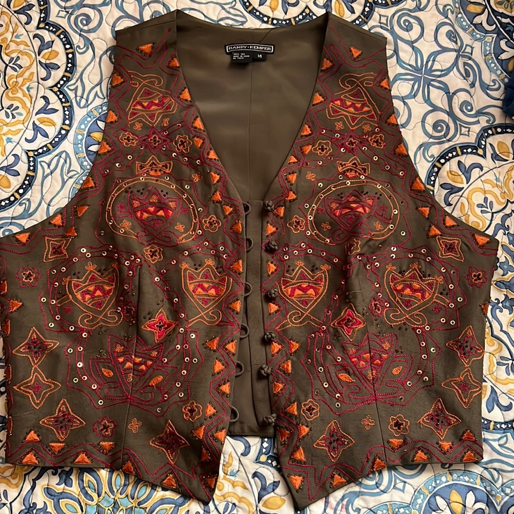 Randy Kemper brown green vest